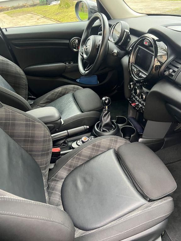 Gebraucht Mini ONE 102 PS (75 kW) 2019 Schwarz Kleinwagen