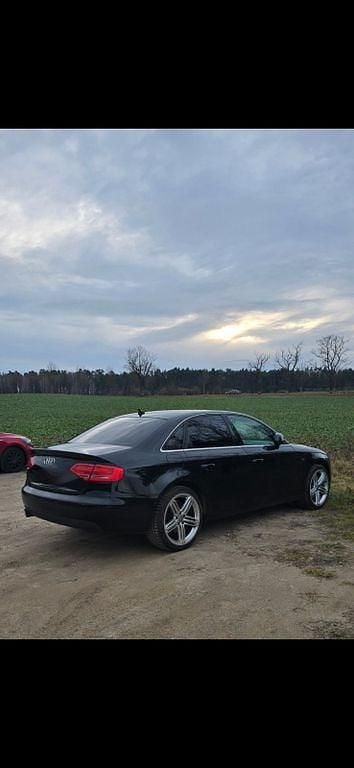 Schwarz Gebraucht 2009 Audi A4 Ambition Limousine | 9.000 € (Fairer Preis) - Bild 1/4