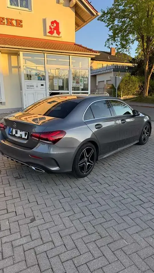 Gebraucht Mercedes A200 AMG 150 PS (110 kW) 2020 Grau Limousine