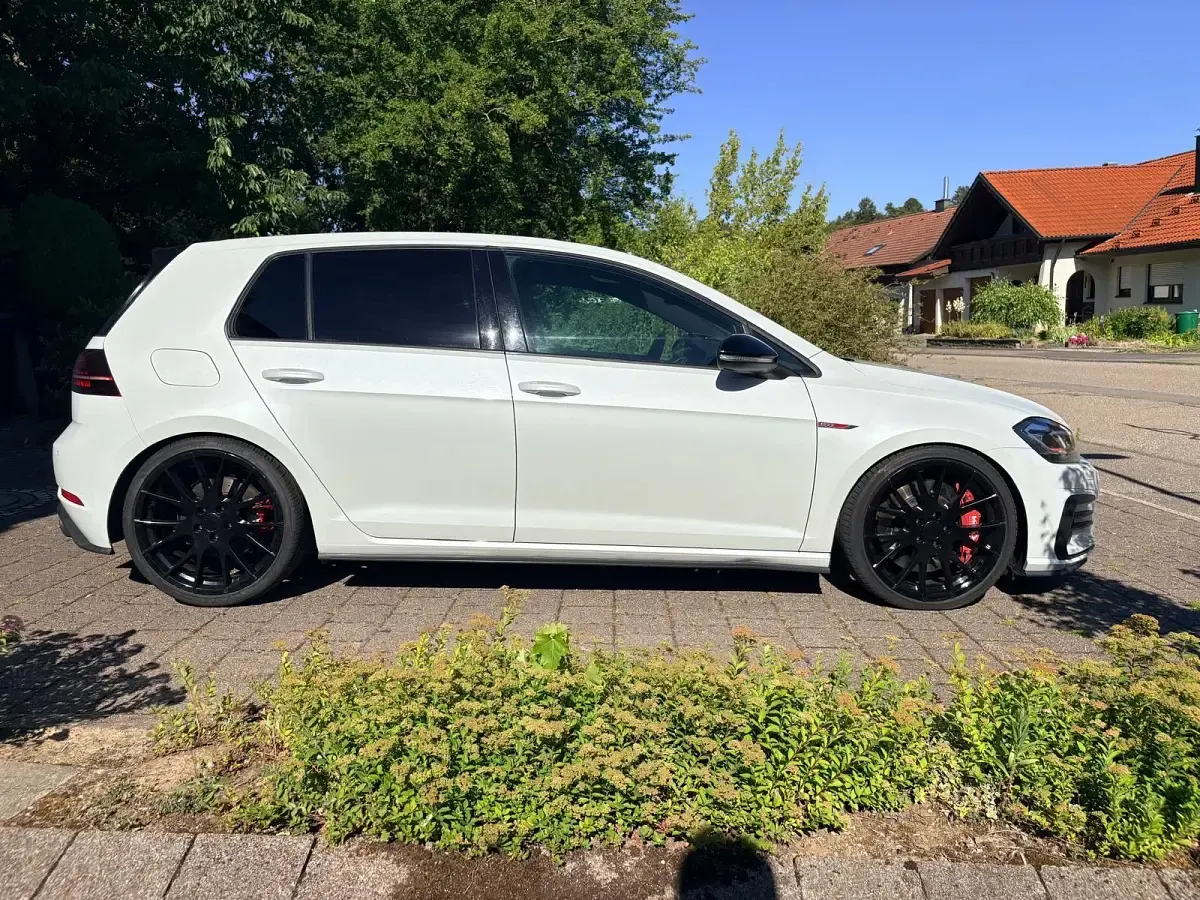 Gebraucht VW Golf VII GTI 230 PS (169 kW) 2017 Weiß Limousine