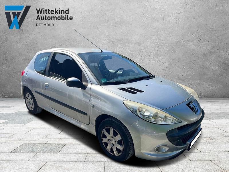Grau Gebraucht 2010 Peugeot 206+ Basis Kleinwagen | 2.499 € (Fairer Preis) - Bild 1/4