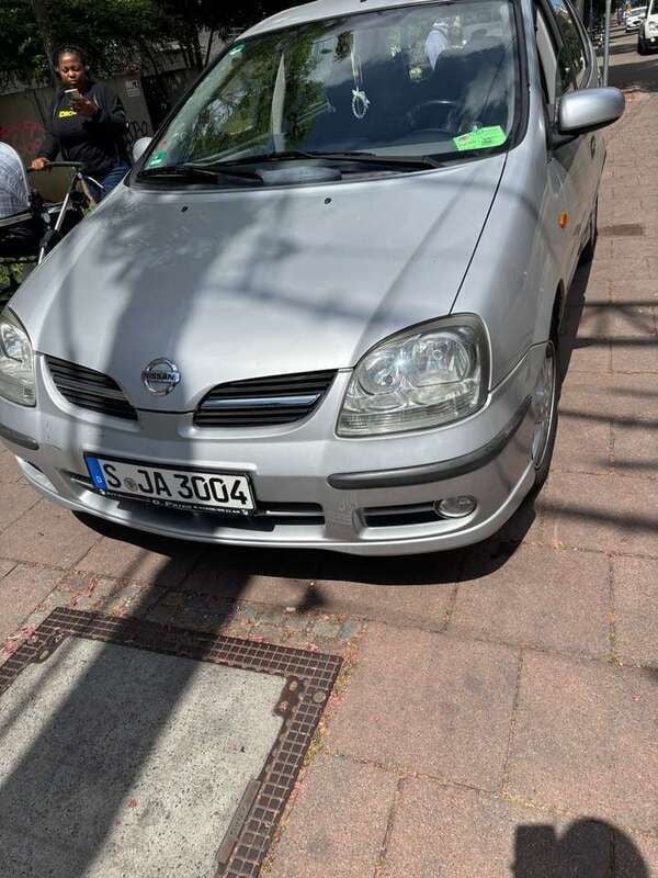 Gebraucht 2005 Nissan Almera Tino Acenta Van / Kleinbus | 2.350 € (Fairer Preis) - Bild 1/4