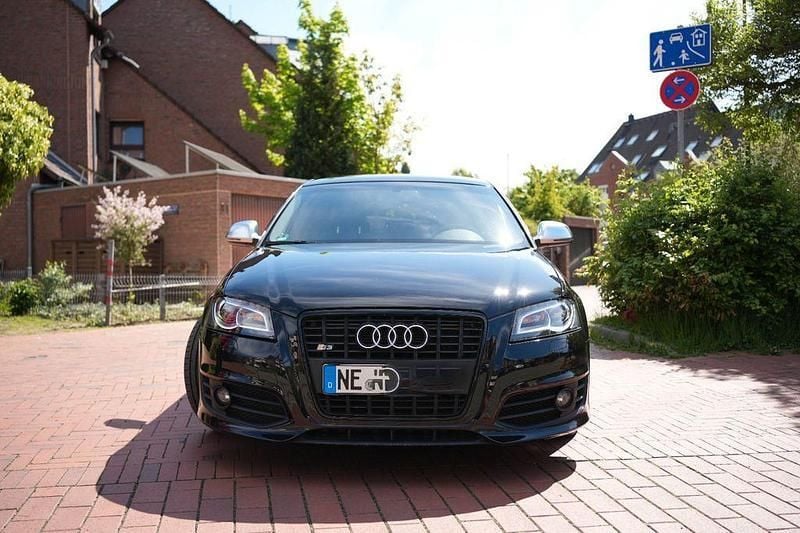 Schwarz Gebraucht 2008 Audi S3 Sport Limousine | 11.900 € (Superpreis) - Bild 1/4