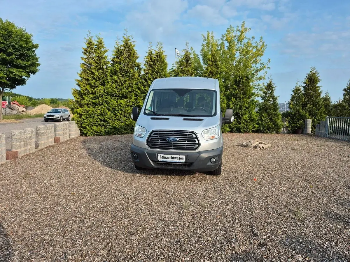 Gebraucht Ford Transit 170 PS (125 kW) 2017 Silber Kombi