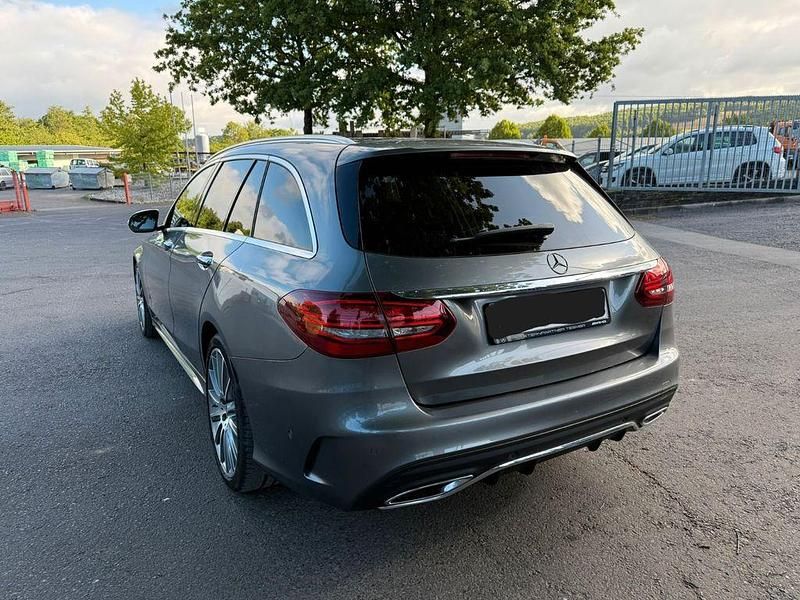 Gebraucht Mercedes C300 245 PS (180 kW) 2019 Grau Limousine