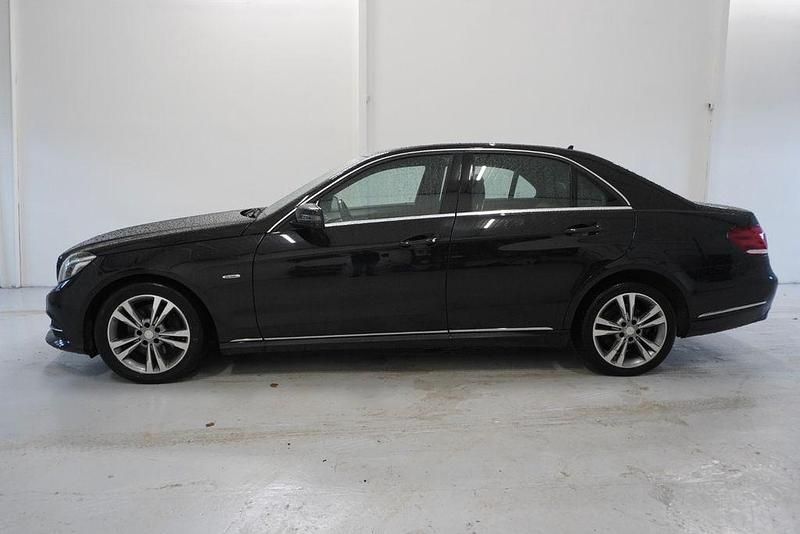 Gebraucht Mercedes E350 Edition 258 PS (189 kW) 2015 Schwarz Limousine