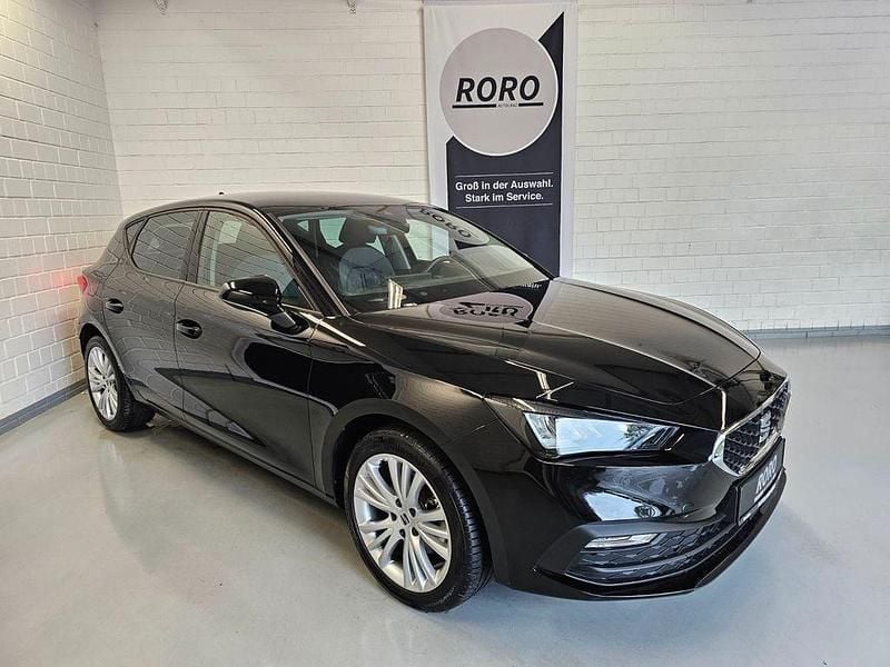 Usata Seat Leon Style 150 CV (110 kW) 2024 Nero Berlina