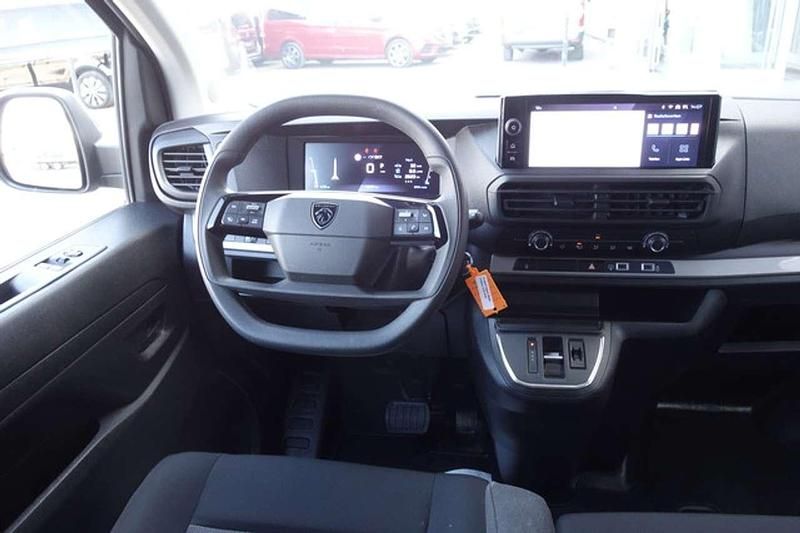 Gebraucht Peugeot Expert 179 PS (131 kW) 2025 Noir perla nera Van