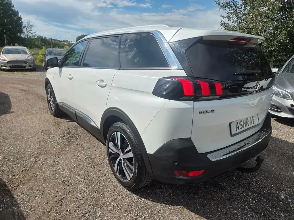 Gebraucht Peugeot 5008 Allure 150 PS (110 kW) 2018 Weiß SUV