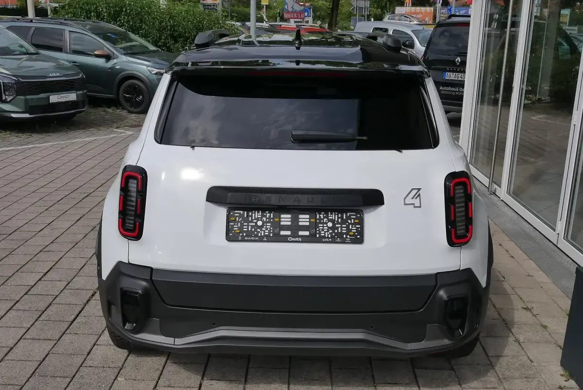 Neu Renault 4 E-Tech Komfort 77 kW (106 PS) 2026 Arktisweiß mit schwarzem dach SUV