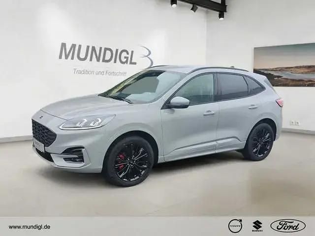 Grau (fancygrau (303)) Gebraucht 2024 Ford Kuga ST-Line X SUV | 38.760 € (Fairer Preis) - Bild 1/3