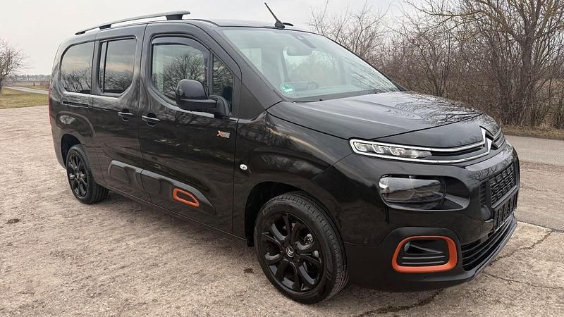 Gebraucht Citroën Berlingo XTR 131 PS (96 kW) 2020 Schwarz Van / Kleinbus