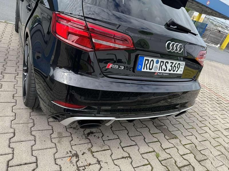 Gebraucht Audi RS3 Sport 400 PS (294 kW) 2019 Schwarz Limousine