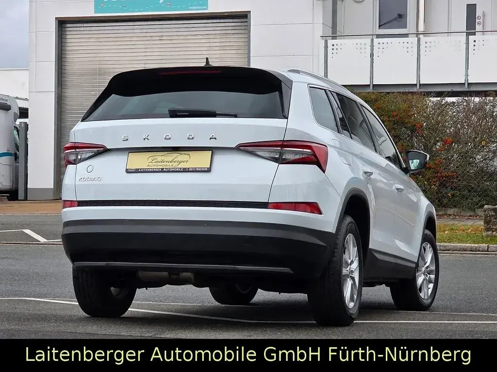 Gebraucht Skoda Kodiaq Ambition 150 PS (110 kW) 2023 Weiß SUV