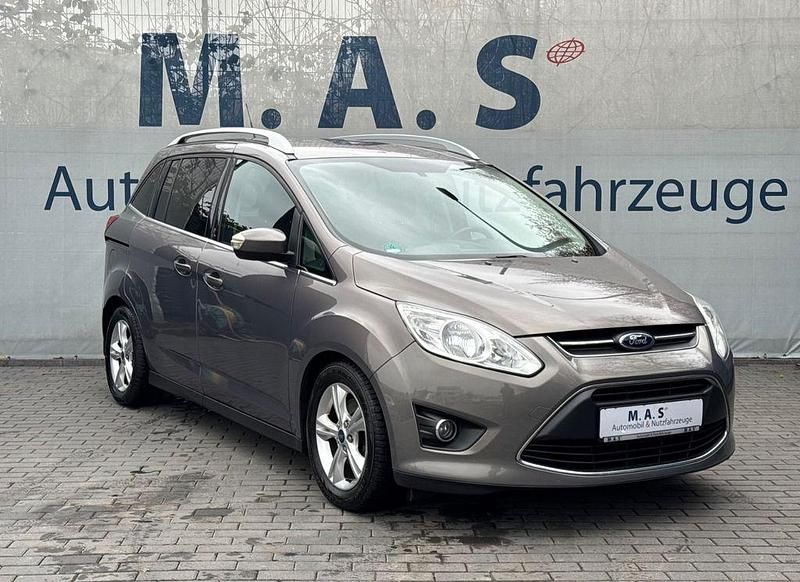 Gebraucht Ford C-MAX Champions Edition 116 PS (85 kW) 2012 Braun Van / Kleinbus