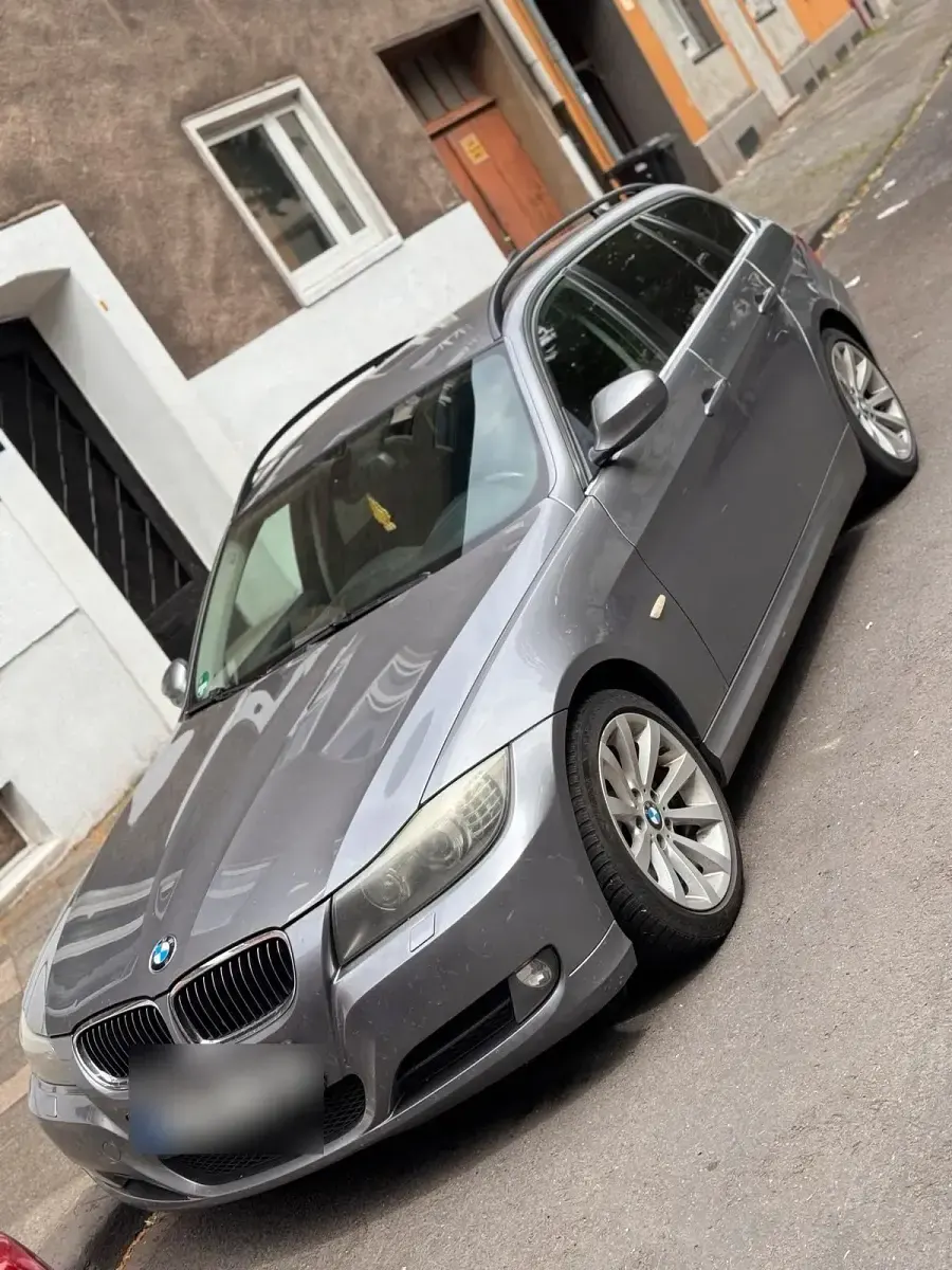 Gebraucht BMW 325 197 PS (144 kW) 2009 Grau Kombi