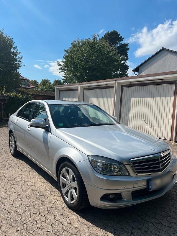 Silber Gebraucht 2007 Mercedes C230 Limousine | 7.000 € (Fairer Preis) - Bild 1/4