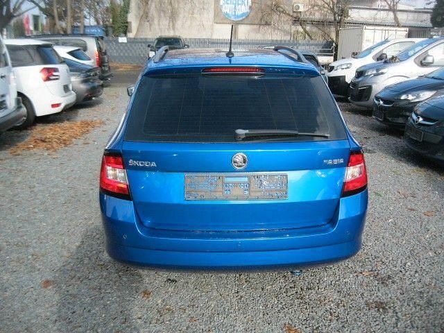 Gebraucht Skoda Fabia Style 90 PS (66 kW) 2015 Blau Kombi