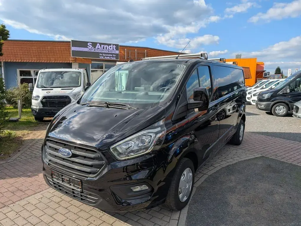 Occasion Ford Transit Custom Trend 131 ch (96 kW) 2022 Noir Pick-up