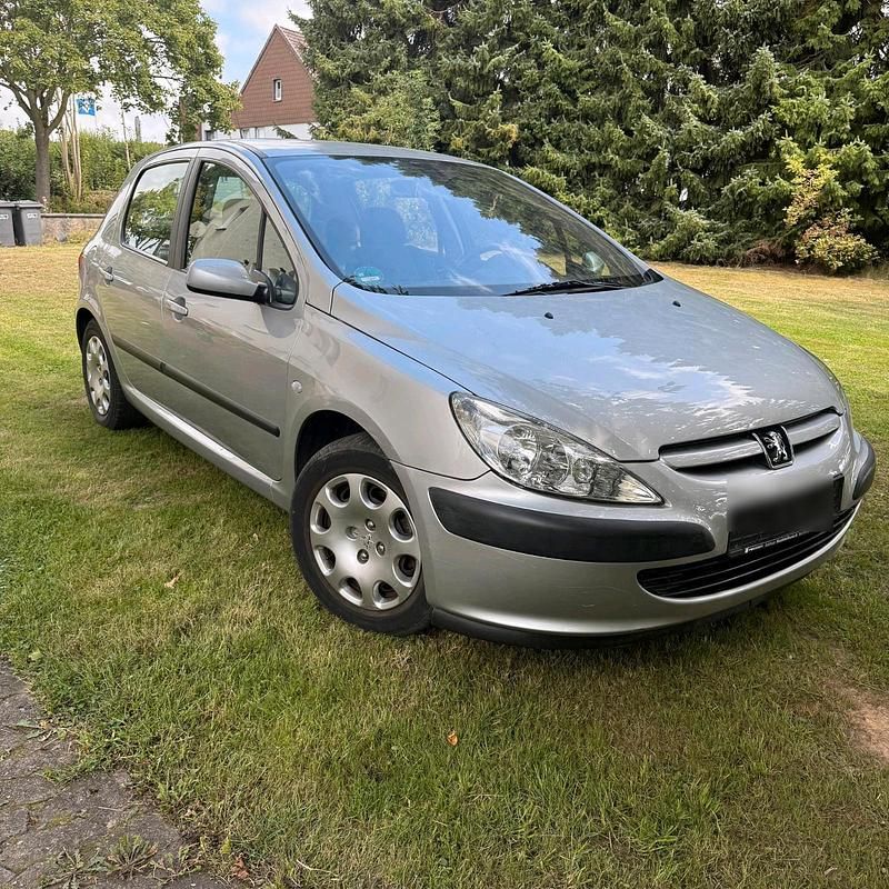 Silber Gebraucht 2003 Peugeot 307 Limousine | 1.250 € (Guter Preis) - Bild 1/4