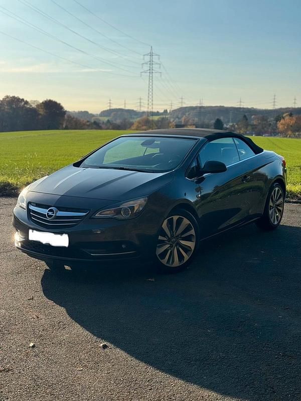 Usata Opel Cascada 120 CV (88 kW) 2013 Grigio Cabrio