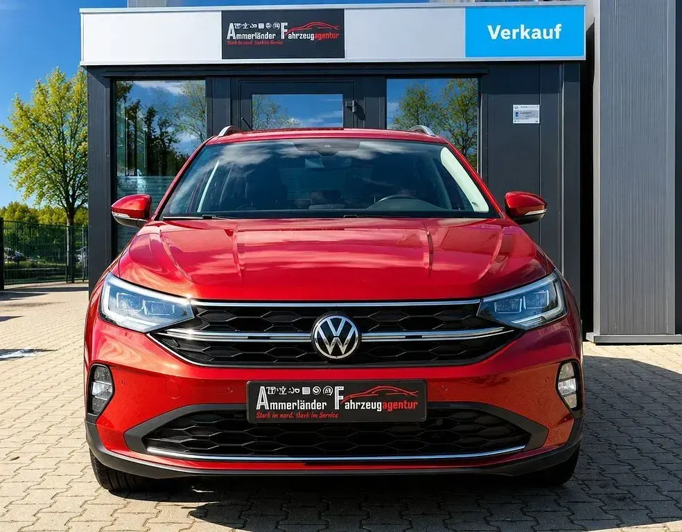 Gebraucht VW Taigo Style 110 PS (80 kW) 2022 Kings red metallic SUV