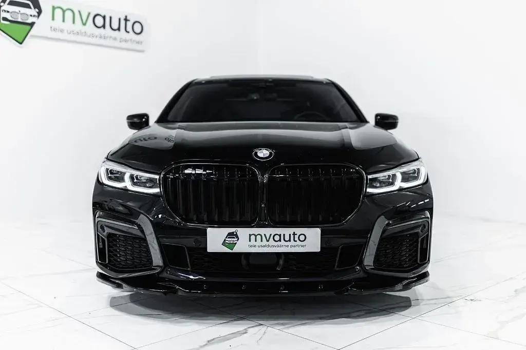 Gebraucht BMW 740 Performance 320 PS (235 kW) 2019 Blau Limousine