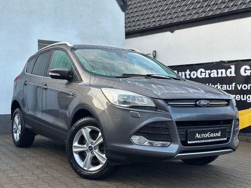 Grau Gebraucht 2014 Ford Kuga SYNC Edition SUV | 11.499 € (Guter Preis) - Bild 1/4