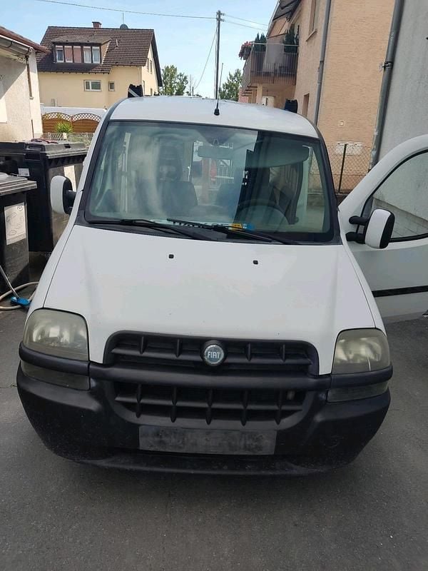 Weiß Gebraucht 2002 Fiat Doblò Van / Kleinbus | 499 € (Superpreis) - Bild 1/4