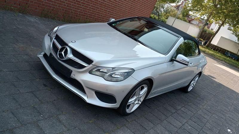 Silber Gebraucht 2014 Mercedes E250 Cabrio | 22.600 € (Guter Preis) - Bild 1/4