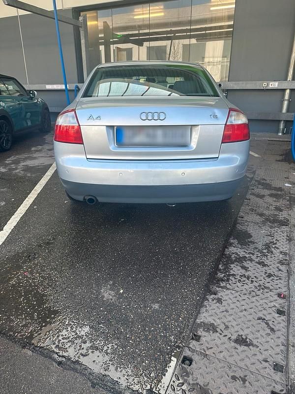 Gebraucht Audi A4 120 PS (88 kW) 2001 Silber Limousine