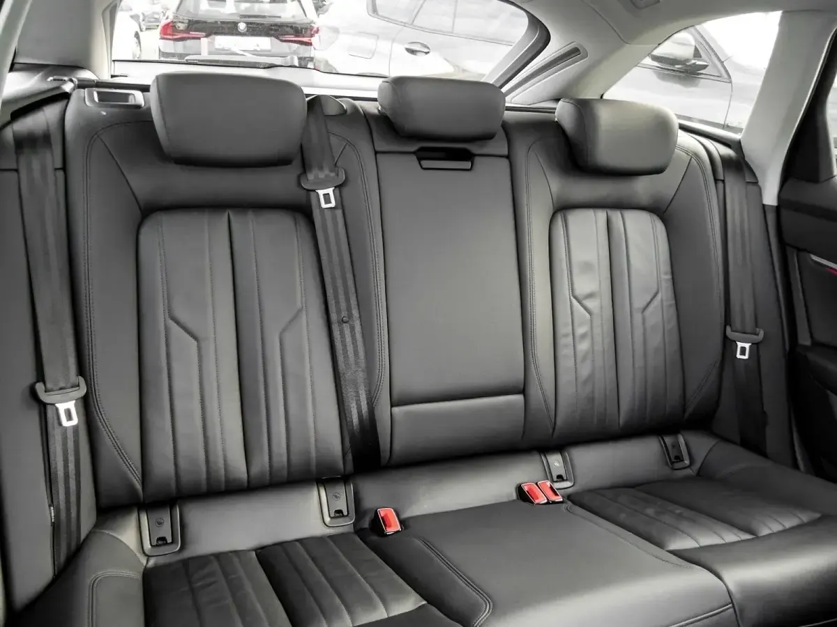 Gebraucht Audi A6 Allroad Ambiente 204 PS (150 kW) 2023 Grau Kombi