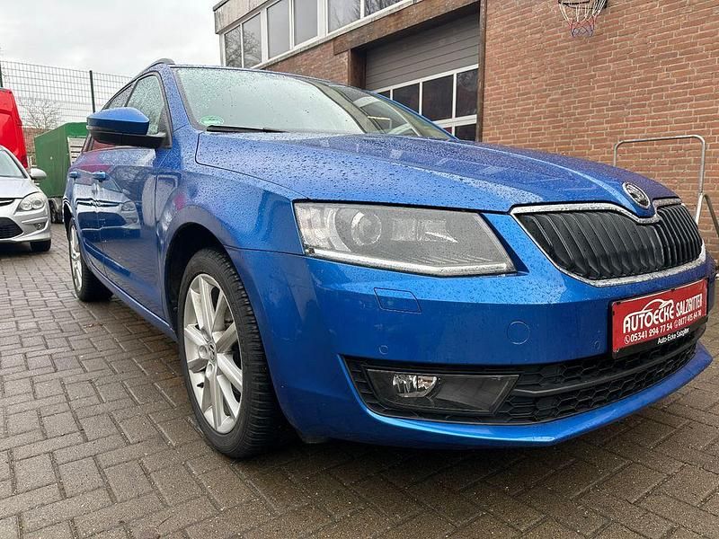 Gebraucht Skoda Octavia Style 150 PS (110 kW) 2015 Blau Kleinwagen