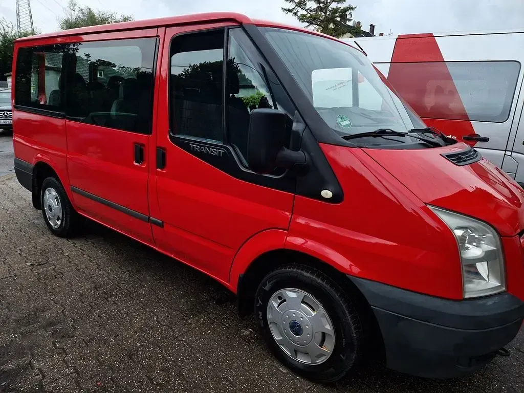 Gebraucht Ford Transit Trend 140 PS (102 kW) 2009 Rot Kombi