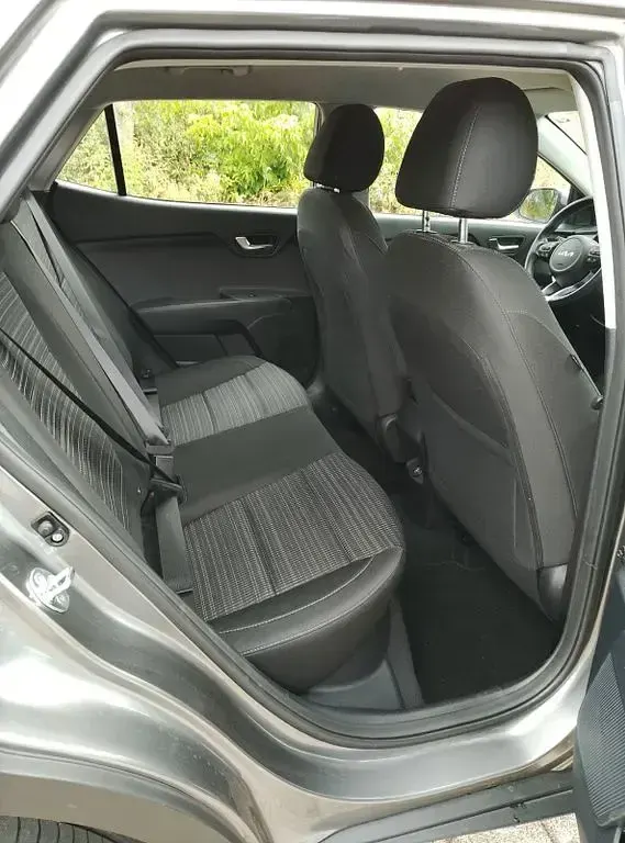Gebraucht Kia Stonic Vision 101 PS (74 kW) 2024 Grau SUV