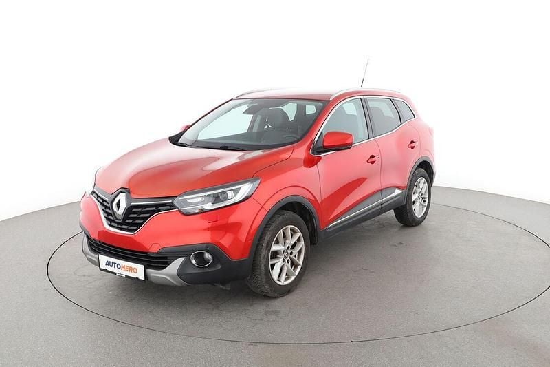 Rot Gebraucht 2015 Renault Kadjar XMOD SUV | 12.840 € (Fairer Preis) - Bild 1/3