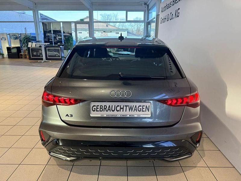 Gebraucht Audi A3 S-Line 150 PS (110 kW) 2025 Daytonagrau perleffekt (metallic) Limousine
