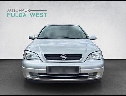 Grau Gebraucht 2001 Opel Astra Kombi | 3.200 € (Teuer) - Bild 1/4