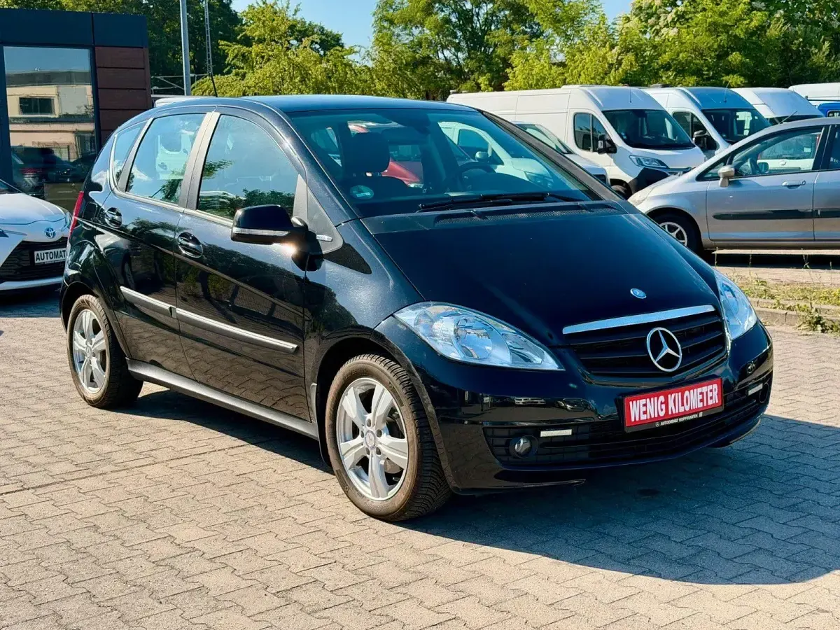 Gebraucht Mercedes A160 95 PS (69 kW) 2009 Schwarz Kleinwagen