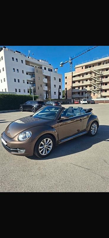 Gebraucht VW Beetle Cabriolet 105 PS (77 kW) 2014 Braun Cabrio