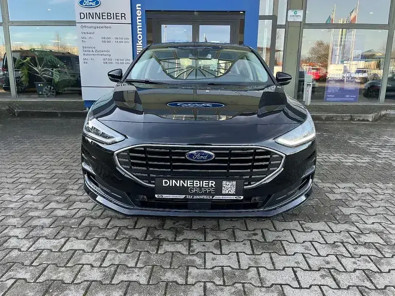 Neu Ford Focus Titanium X 155 PS (114 kW) 2025 Blau Limousine
