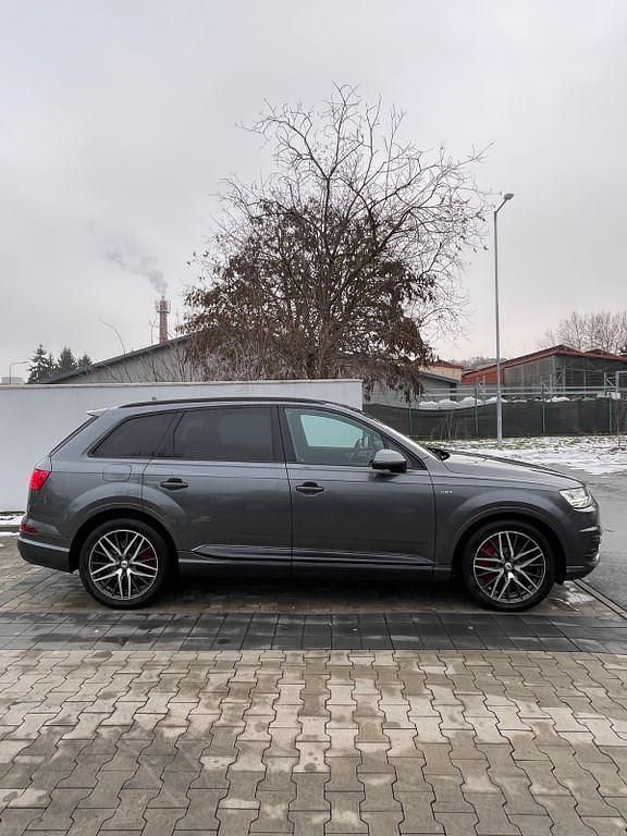Gebraucht Audi SQ7 Sport 435 PS (319 kW) 2018 Grau SUV