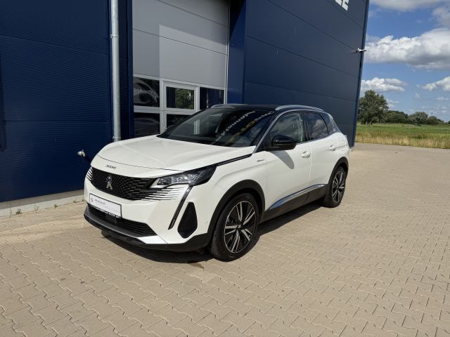 Weiß Gebraucht 2021 Peugeot 3008 GT SUV | 25.490 € (Etwas zu teuer) - Bild 1/4