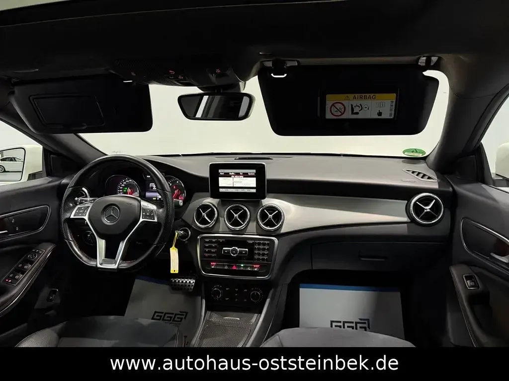 Gebraucht Mercedes CLA220 AMG line 170 PS (125 kW) 2014 Calcitweiss/zirrusweiss Limousine