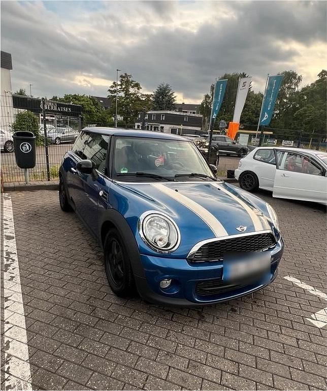 Blau Gebraucht 2012 Mini ONE Kleinwagen | 3.990 € (Guter Preis) - Bild 1/4