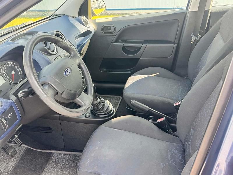 Gebraucht Ford Fiesta 75 PS (55 kW) 2006 Blau Kleinwagen