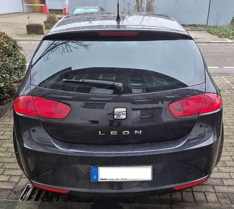 Gebraucht Seat Leon Ecomotive 105 PS (77 kW) 2011 Schwarz Limousine