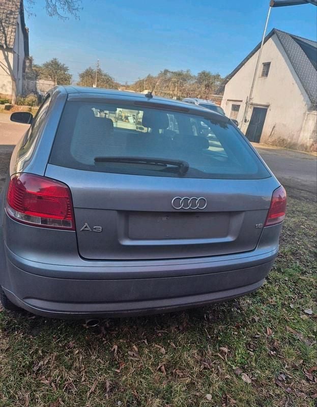 Second-hand Audi A3 101 CP (74 kW) 2005 Argintiu Hatchback