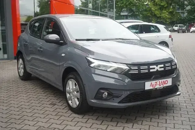 Gebraucht Dacia Sandero Expression 91 PS (66 kW) 2023 Grau Kleinwagen
