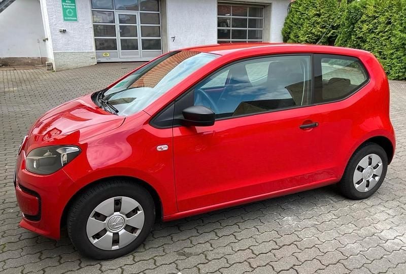 Rot Gebraucht 2011 VW up! Kleinwagen | 3.500 € (Fairer Preis) - Bild 1/4